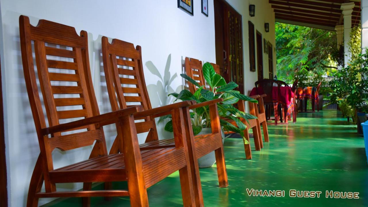 Vihangi Guesthouse 담불라 외부 사진