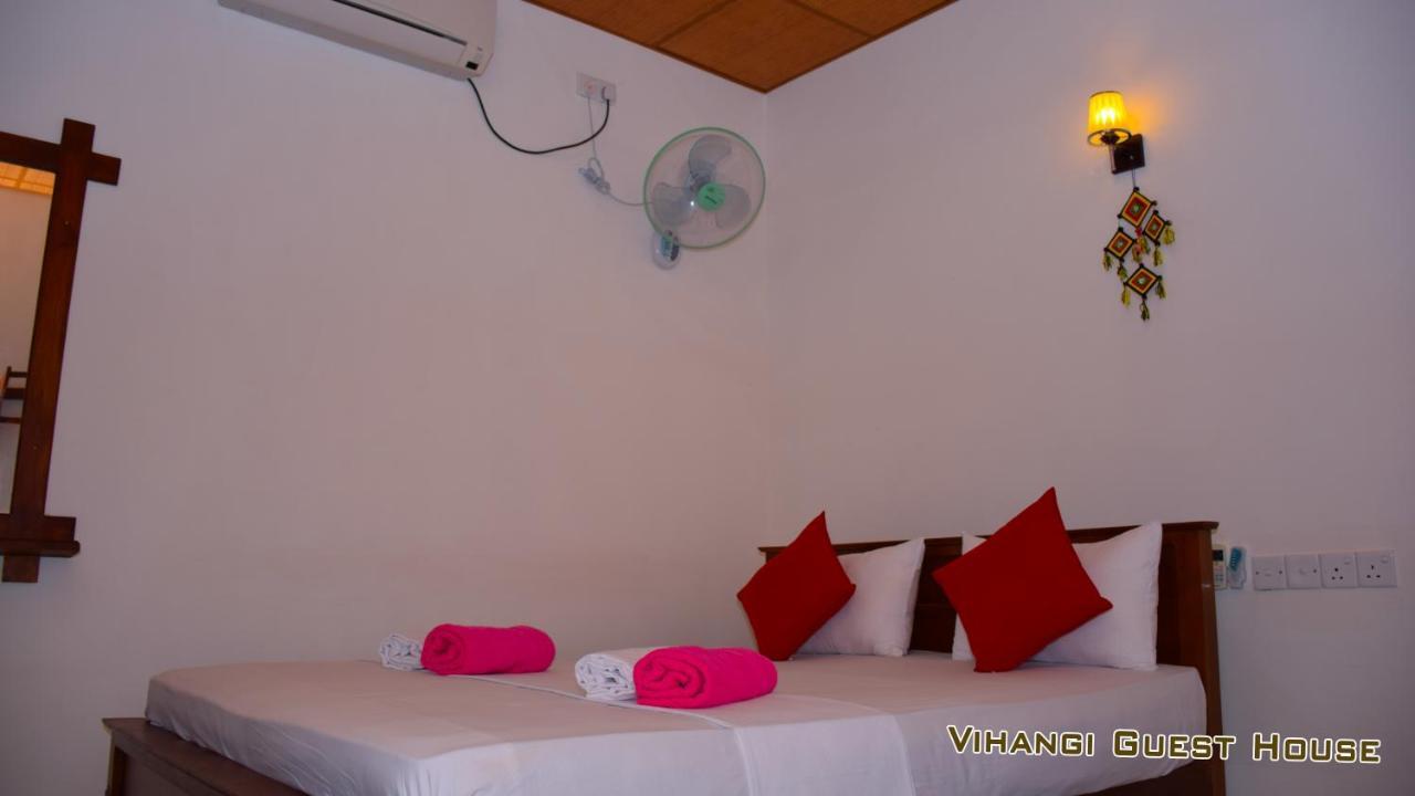 Vihangi Guesthouse 담불라 외부 사진