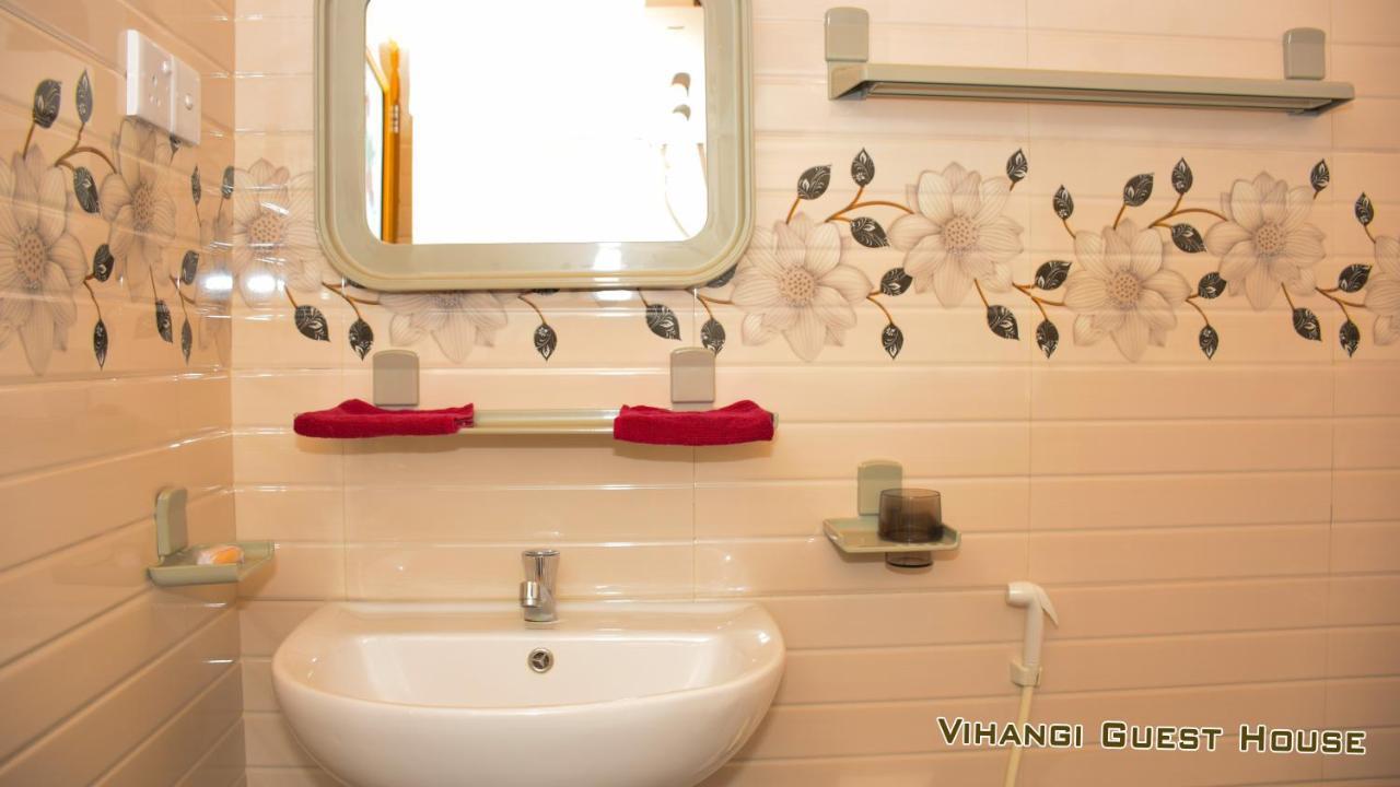 Vihangi Guesthouse 담불라 외부 사진