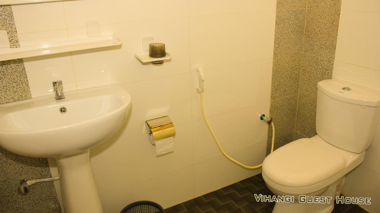 Vihangi Guesthouse 담불라 외부 사진
