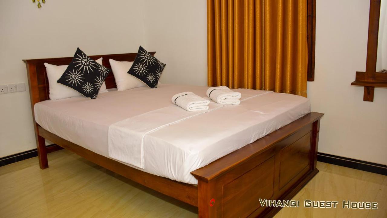 Vihangi Guesthouse 담불라 외부 사진